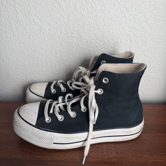 Converse AlI Star Women's Platform High-Top Sneakers, Size 8 - Picture 3 of 6